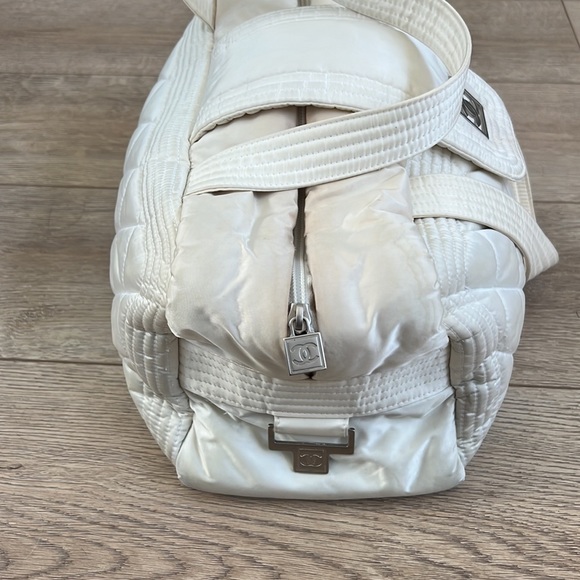 Vintage Chanel A29853 Sports CC Coco Mark Quilted Shoulder Bag Nylon White - Picture 6 of 8